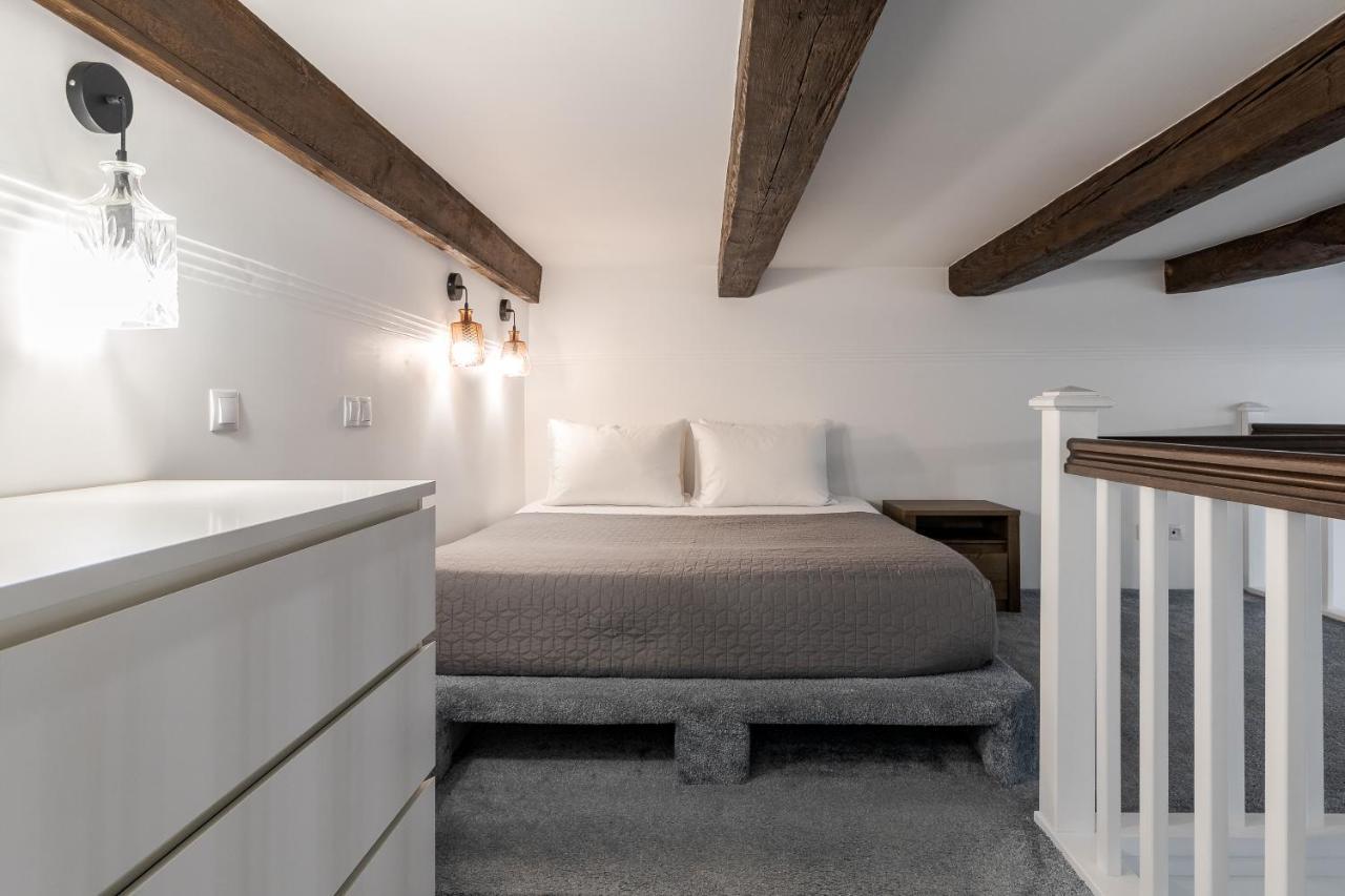 Inshiapartments On Slovatskoho Str Львов Экстерьер фото